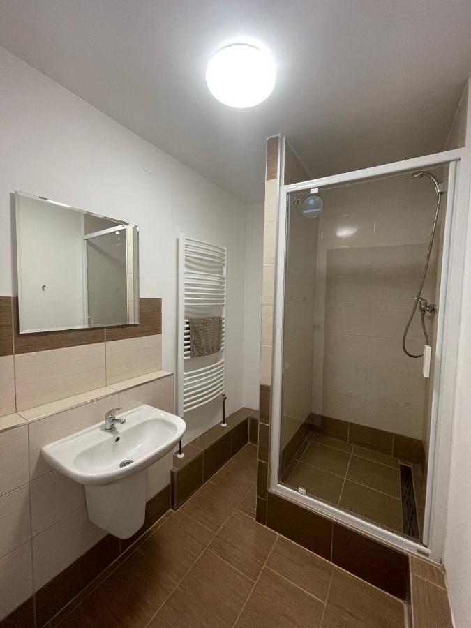 Hostel U Sv. Stepana Литомержице Экстерьер фото